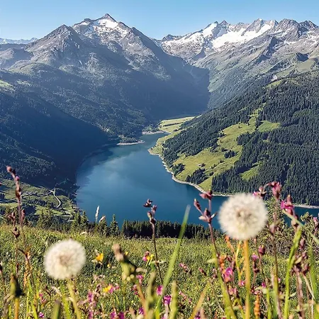 아파트 Katharina Schneeberger