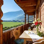 Katharina Schneeberger * Zell am Ziller